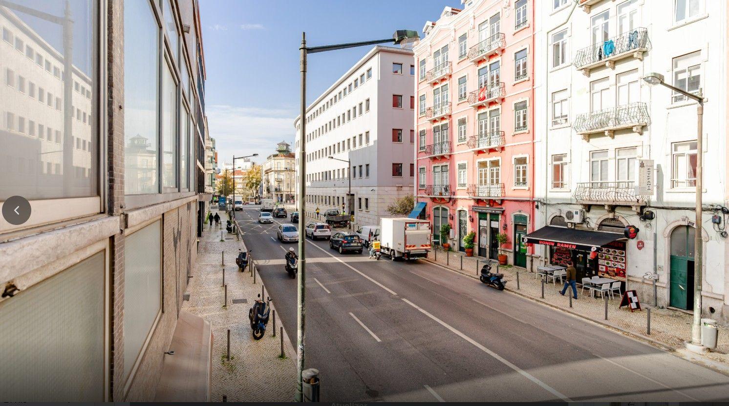 T1 com amplo terraço à Gomes Freire - Lisboa - Image 1